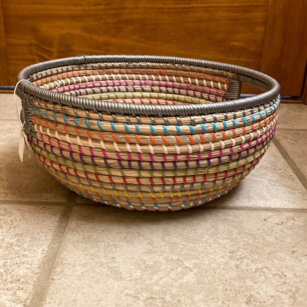 Pier 1 basket